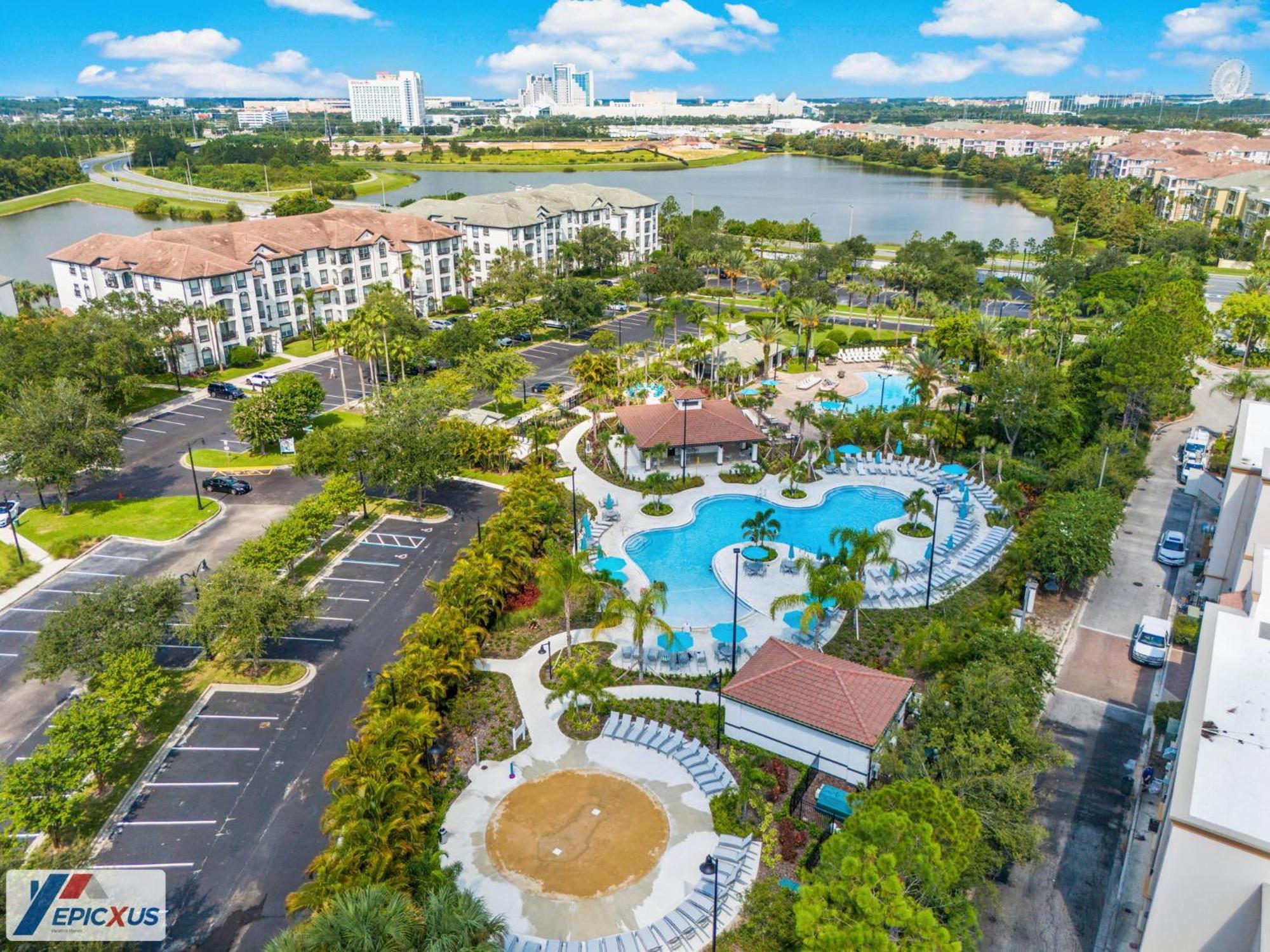 The Epic London Vista Cay Orlando Next To The Club Lejlighed Eksteriør billede